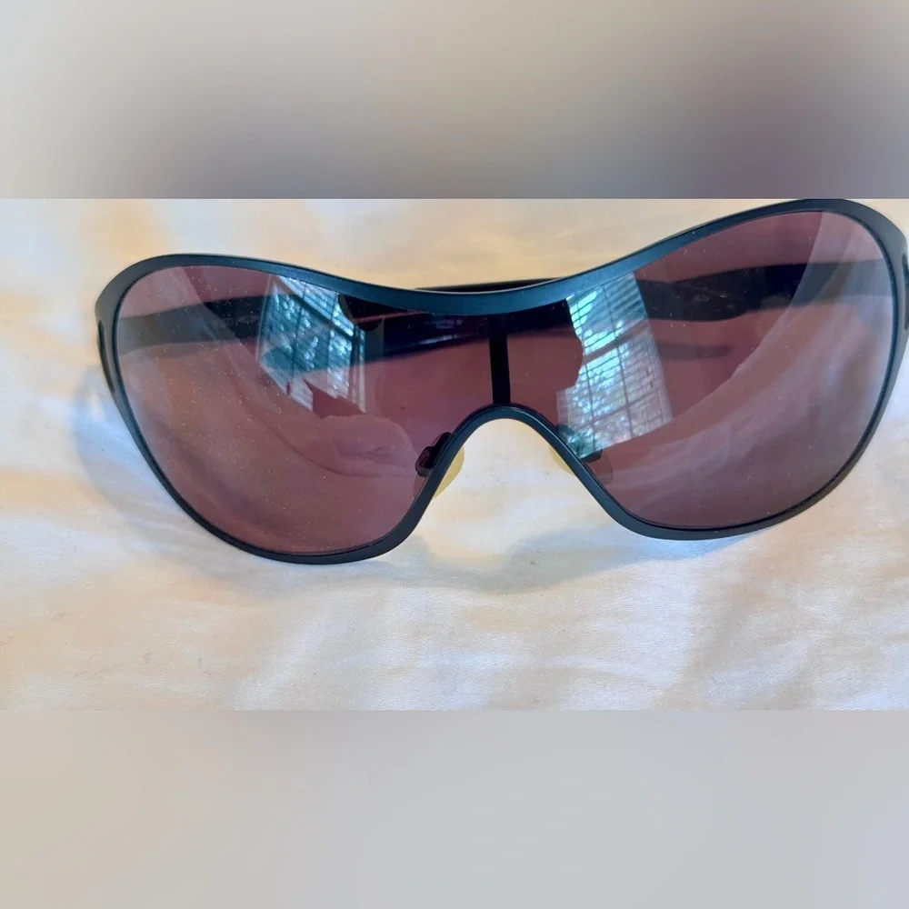OAKLEY Deception Black Sunglasses Women’s Men’s Unisex w White Case & Bag Pouch